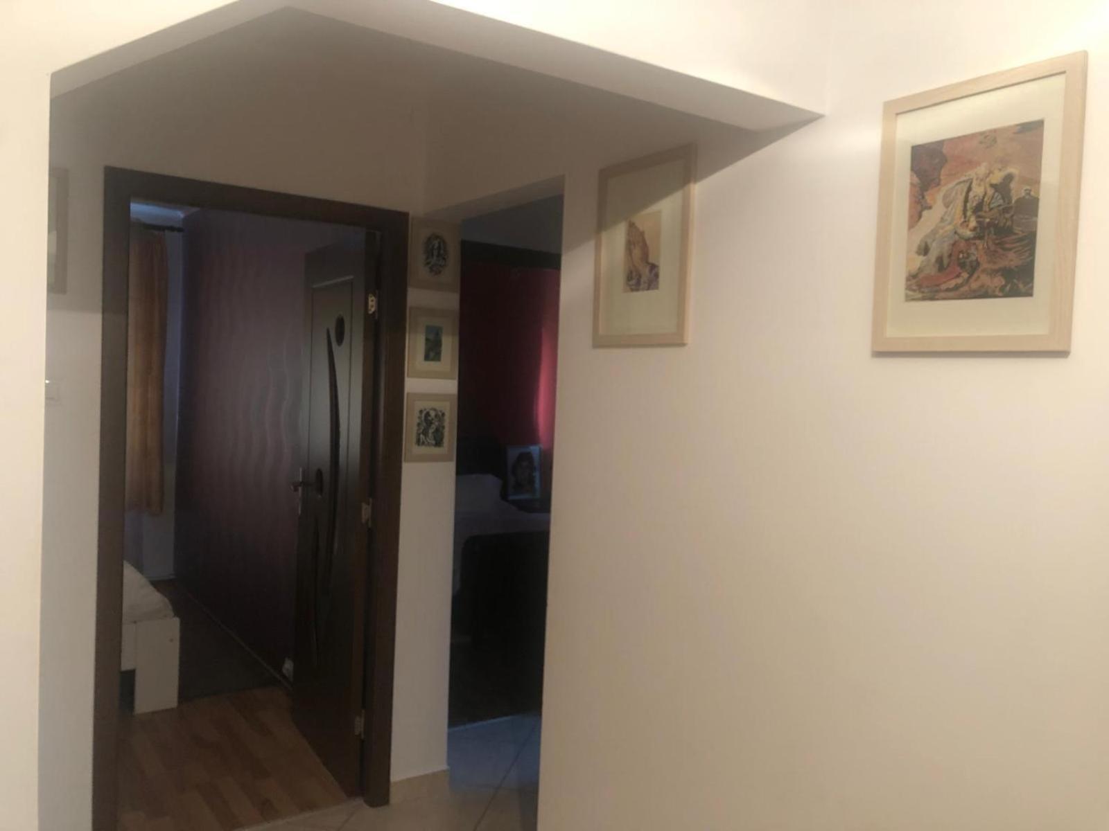 Apartament Cu 3 Camere La Poala Muntilor Fagaras Victoria  Ngoại thất bức ảnh