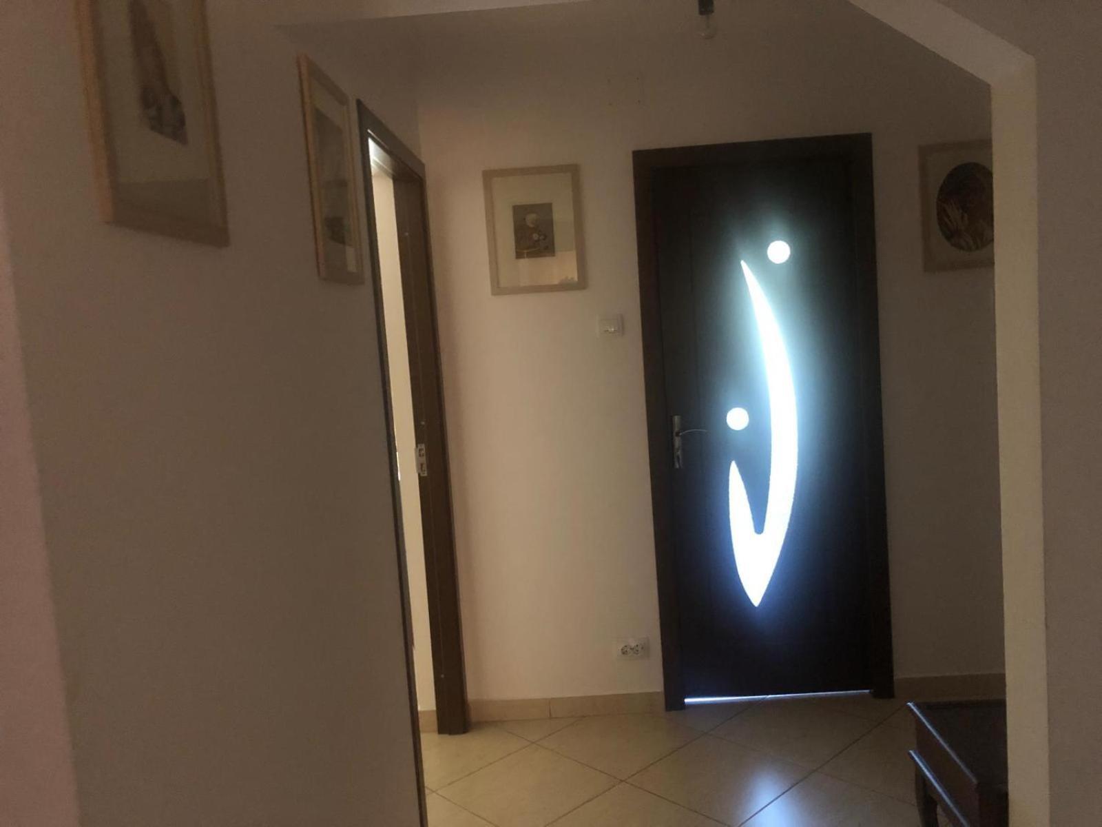 Apartament Cu 3 Camere La Poala Muntilor Fagaras Victoria  Ngoại thất bức ảnh