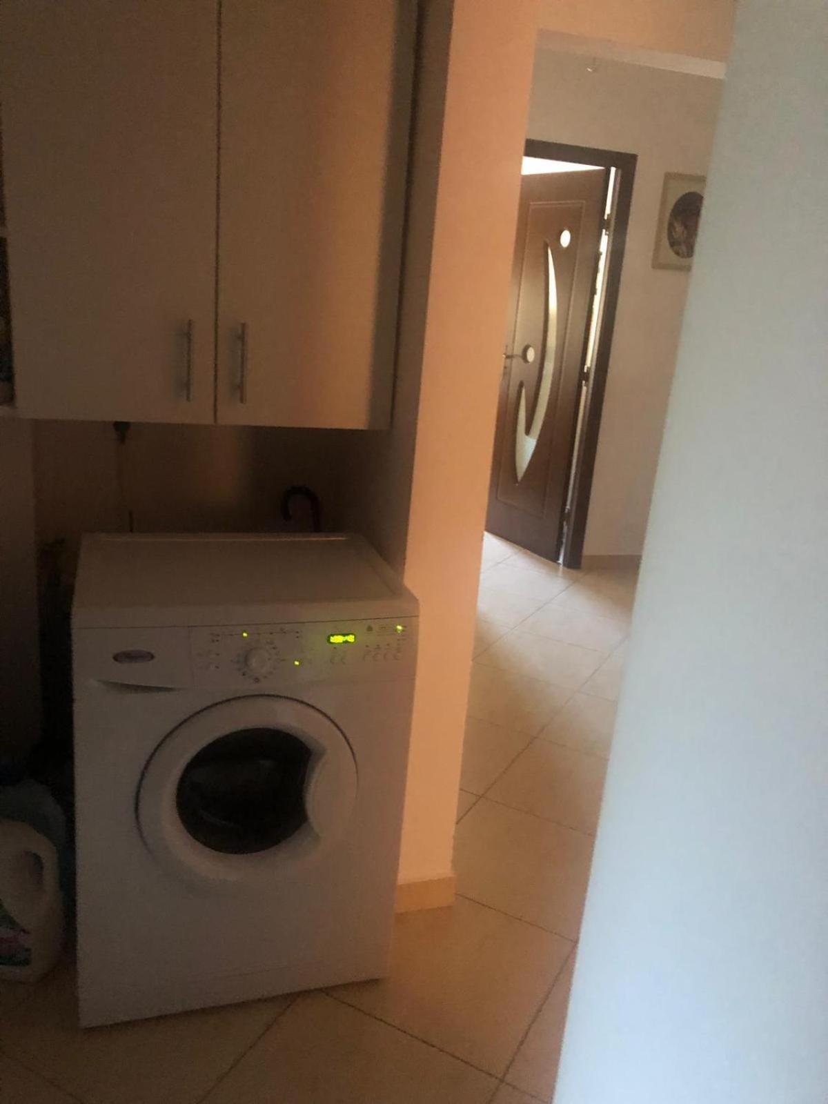 Apartament Cu 3 Camere La Poala Muntilor Fagaras Victoria  Ngoại thất bức ảnh